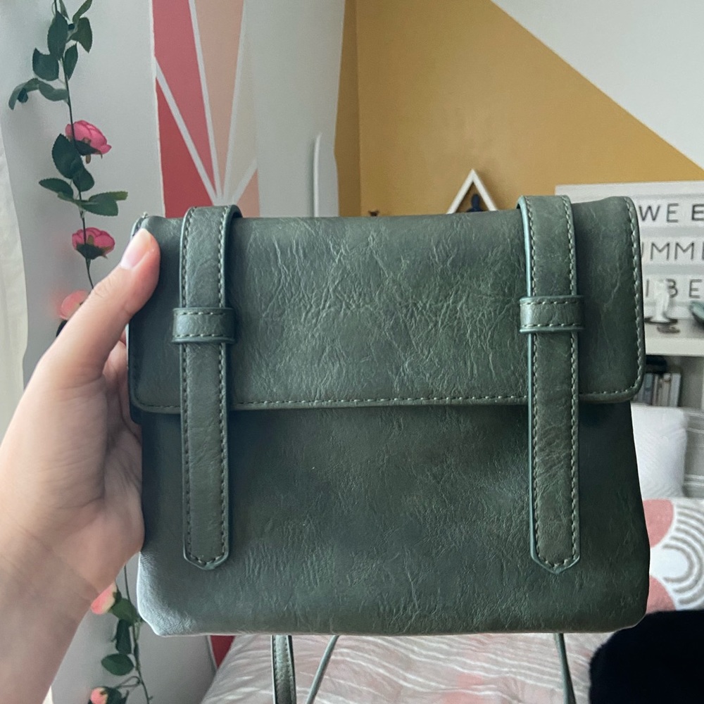 Crossbody Bag - Anthropologie - Green💚